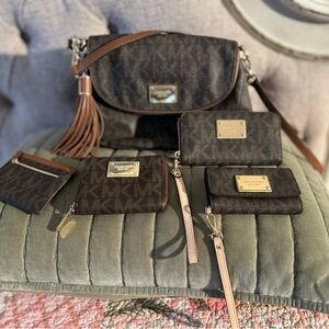 Michael Kors Dark Brown and Black Crossbody Bag Set